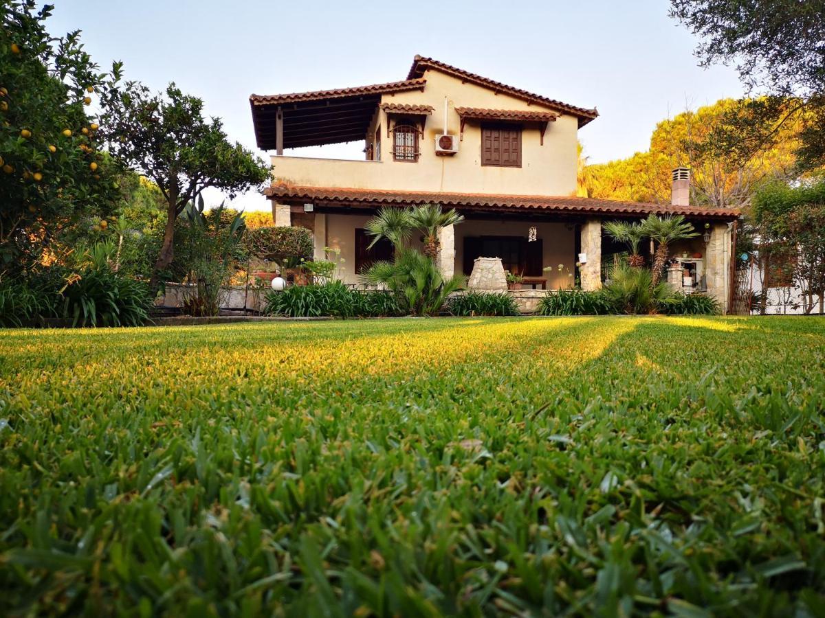 Villa Lena Entire Cottage Kalamaki  Exterior photo